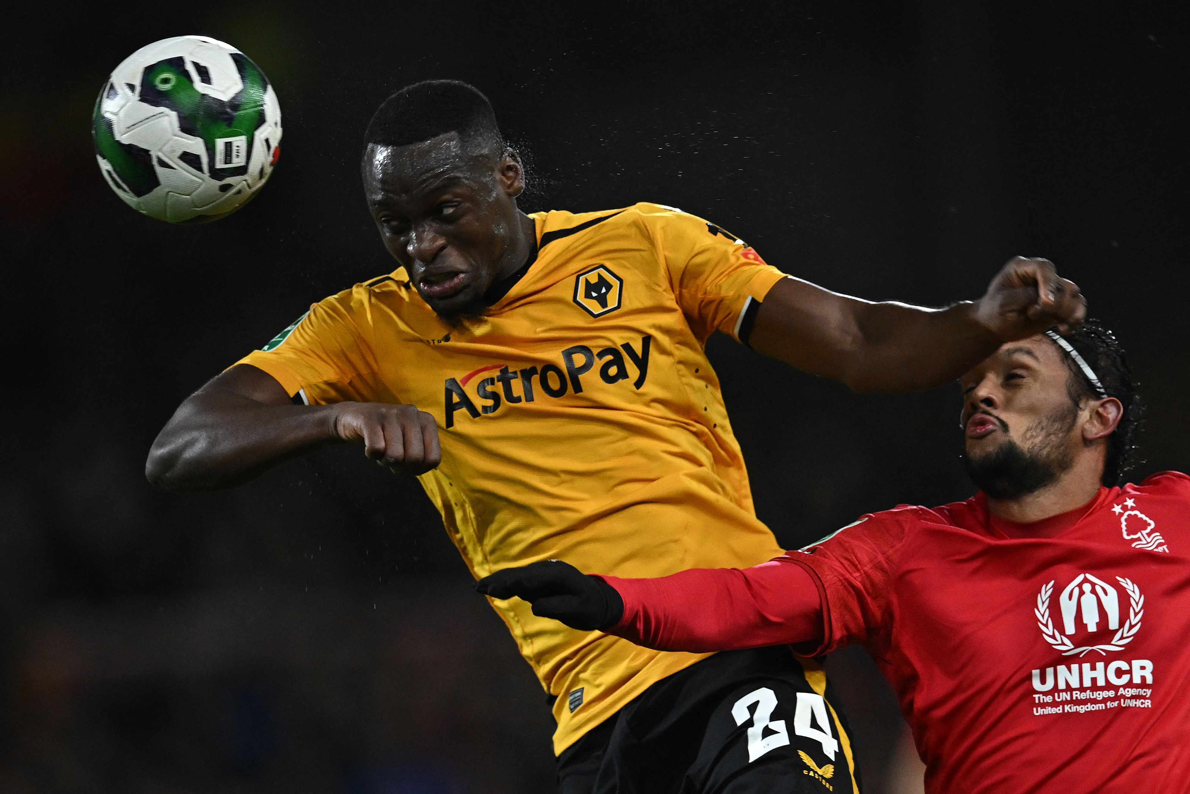 Bek Wolverhampton Wanderers Toti Gomes