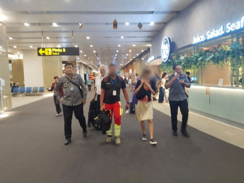 Menggelandang dan Over Stay, Wanita Asal Jerman Dideportasi.