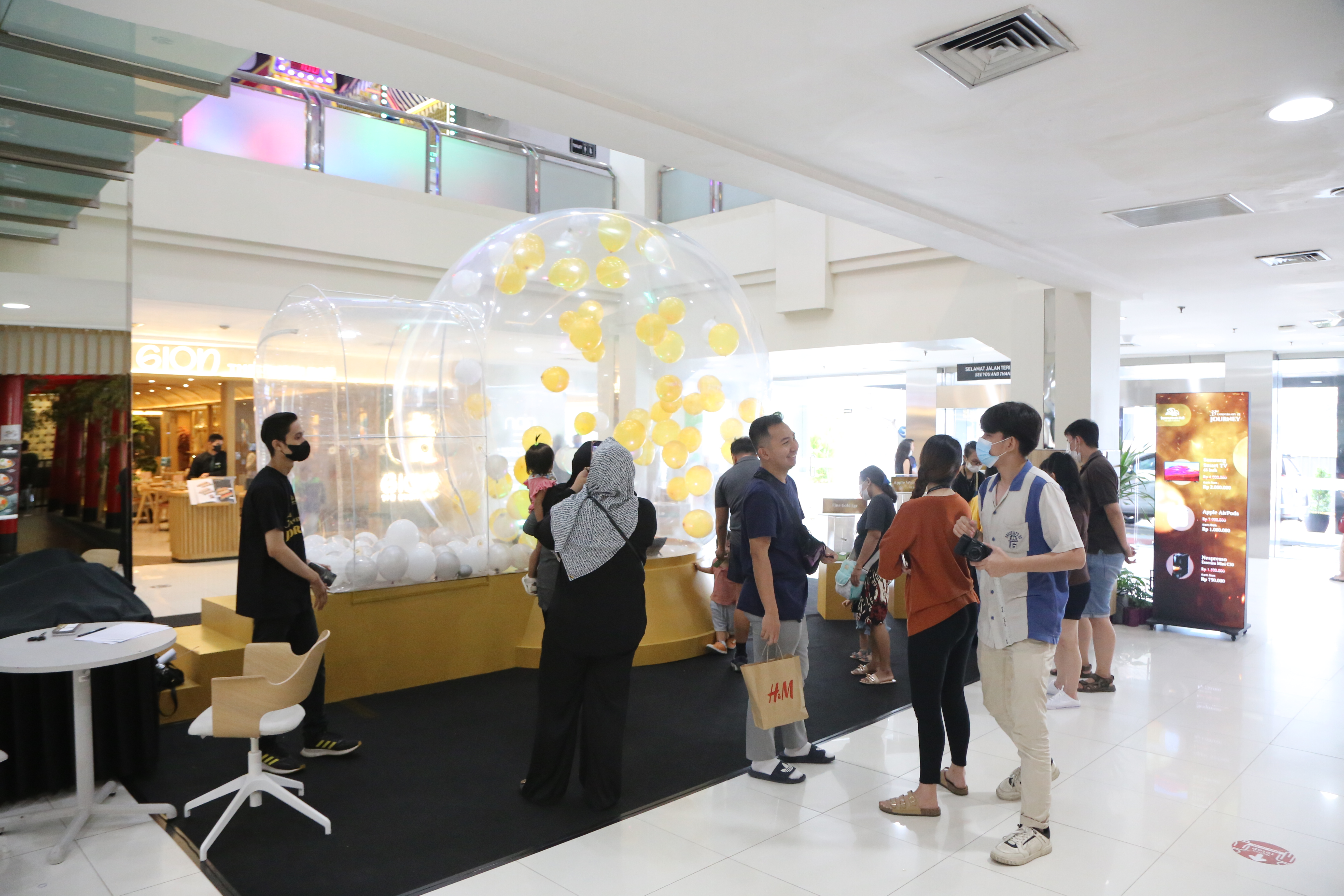 Untuk membuat perayaan lebih menarik, MKG telah menyiapkan empat program belanja