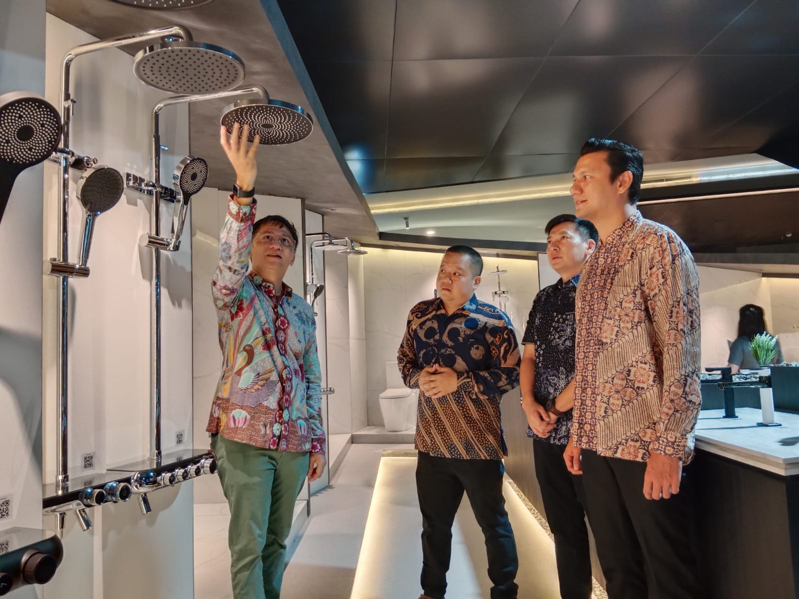 Acara peresmian showroom Germany Brilliant di Okabe Gallery, Alam Sutera, Tangerang Selatan, baru-baru ini.