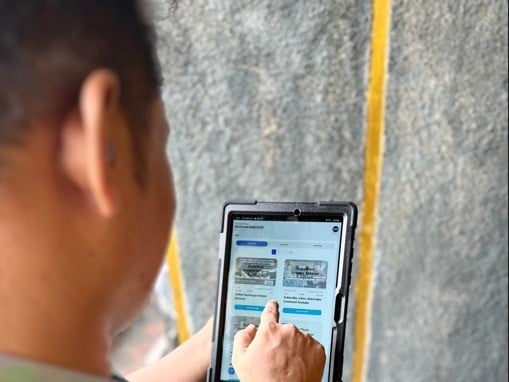 Sospawn aplikasi yang membantu para pengangguran untuk mendapatkan uang tambahan dengan melakukan beberapa tugas kecil di media sosial. 