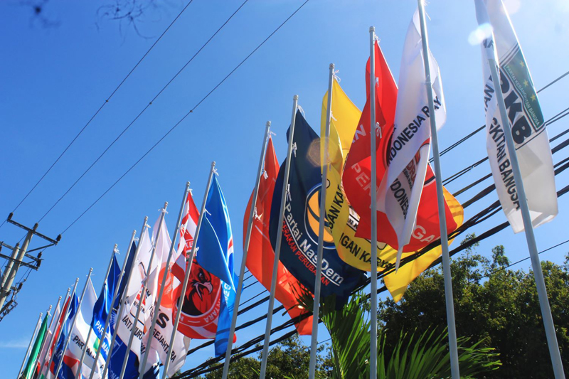 KPU NTT menerima 1.139 bakal calon legislatif dari 18 parpol peserta pemilu 2024.