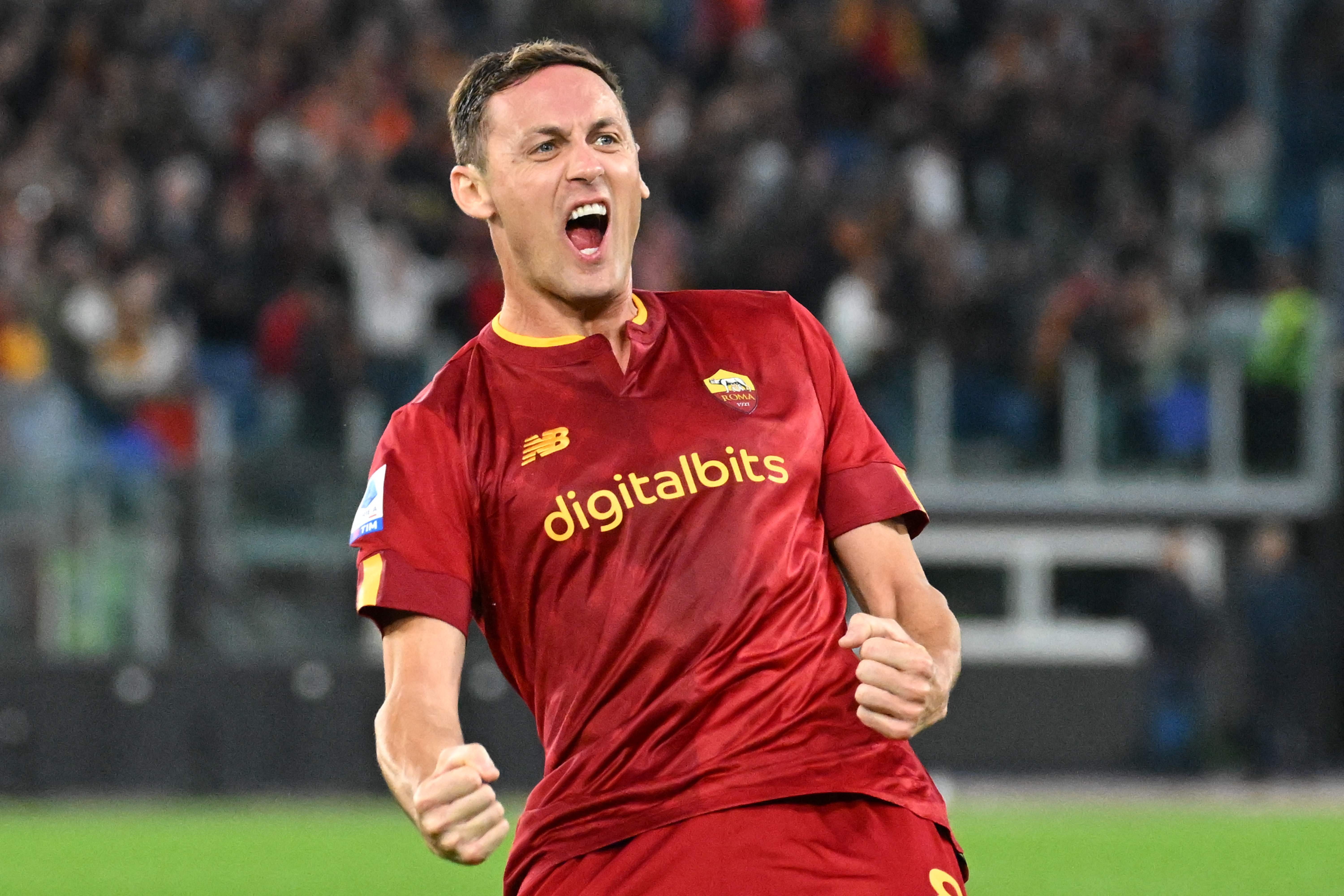 Gelandang AS Roma Nemanja Matic