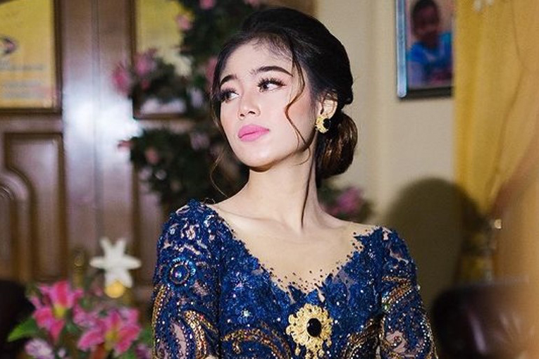 Prigel Pangayu Anjarwening.