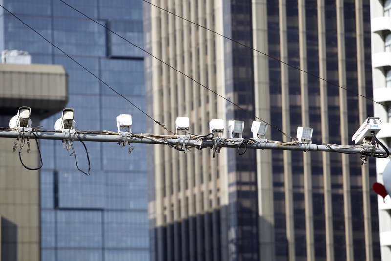 Perangkat kamera tilang elektronik atau Electronic Traffic Law Enforcement (ETLE).