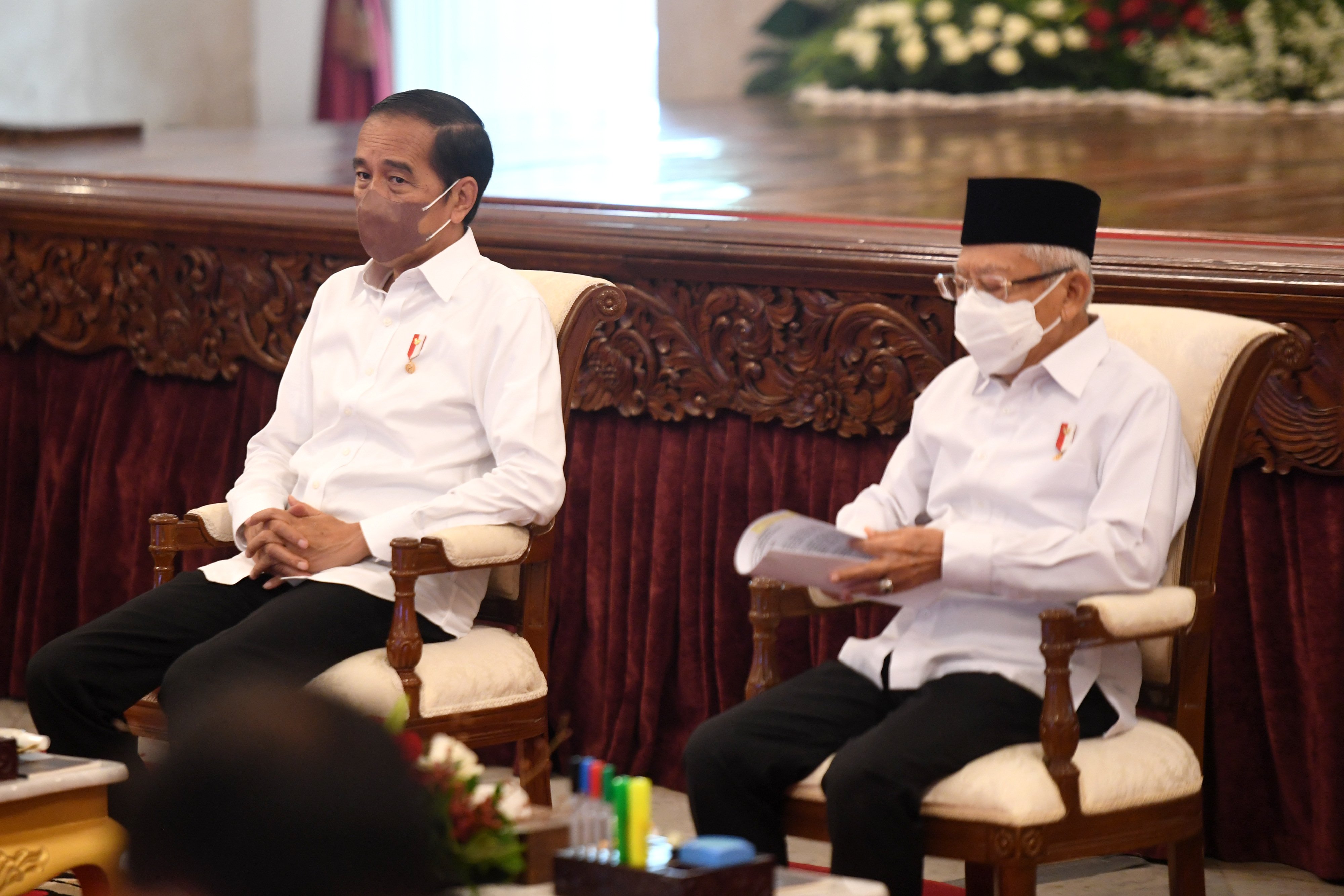 Presiden Joko Widodo (kiri) dan Wakil Presiden Ma'ruf Amin.