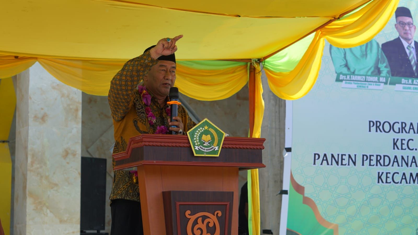 Direktur Pemberdayaan Zakat dan Wakaf, Ditjen Bimas Islam, Kemenag, Tarmizi Tohor, .