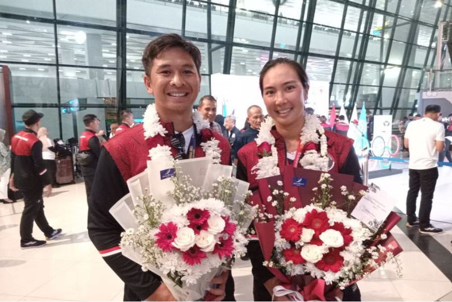 Pasangan ganda campuran tenis Christopher Rungkat (kiri) dan Aldila Sutjiadi.