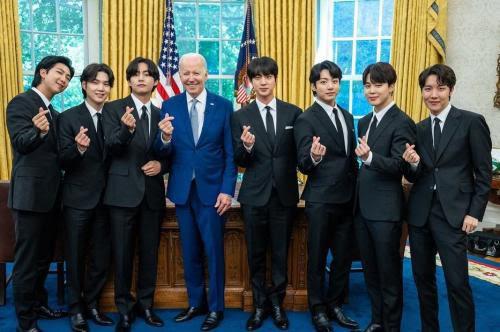Buku biografi BTS diterbitkan 9 Juli di Korea Selatan dan Amerika Serikat