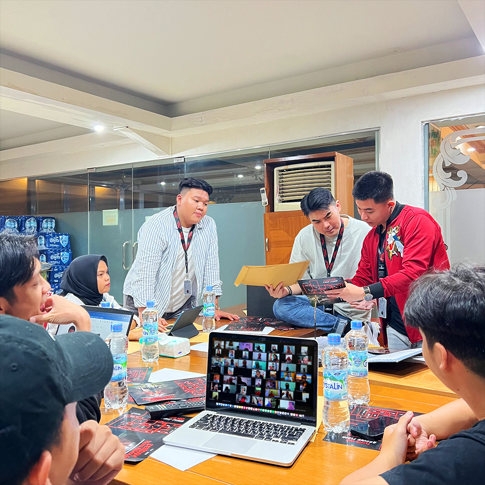 Dengan jumlah pengguna internet yang terus bertambah, sejumlah perusahaan mengembangkan strategi branding dan digital marketing.