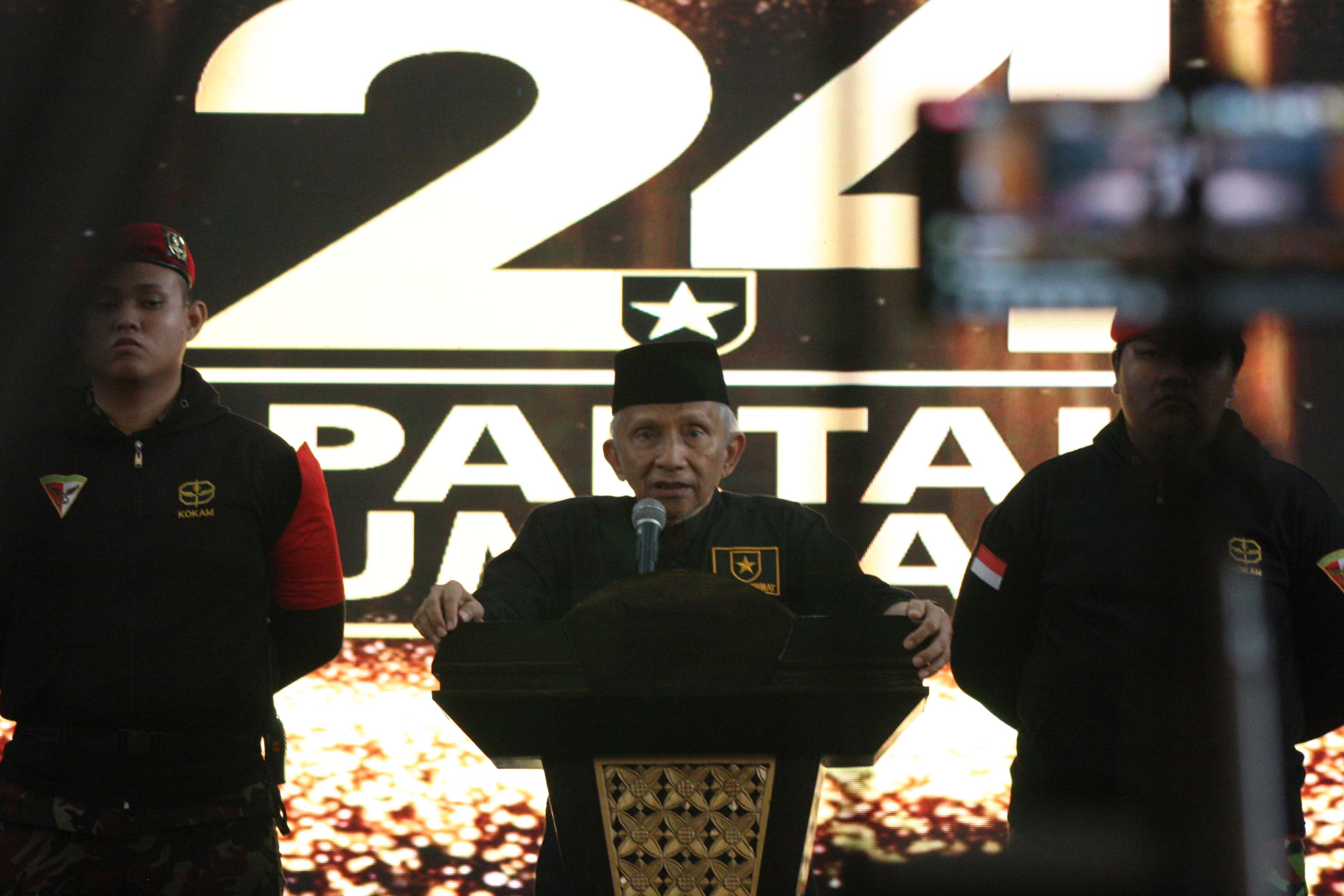  Ketua Majelis Syuro Partai Ummat Amien Rais memberikan sambutan dihadapan kader partai Umat di Asrama Haji, Jakarta,