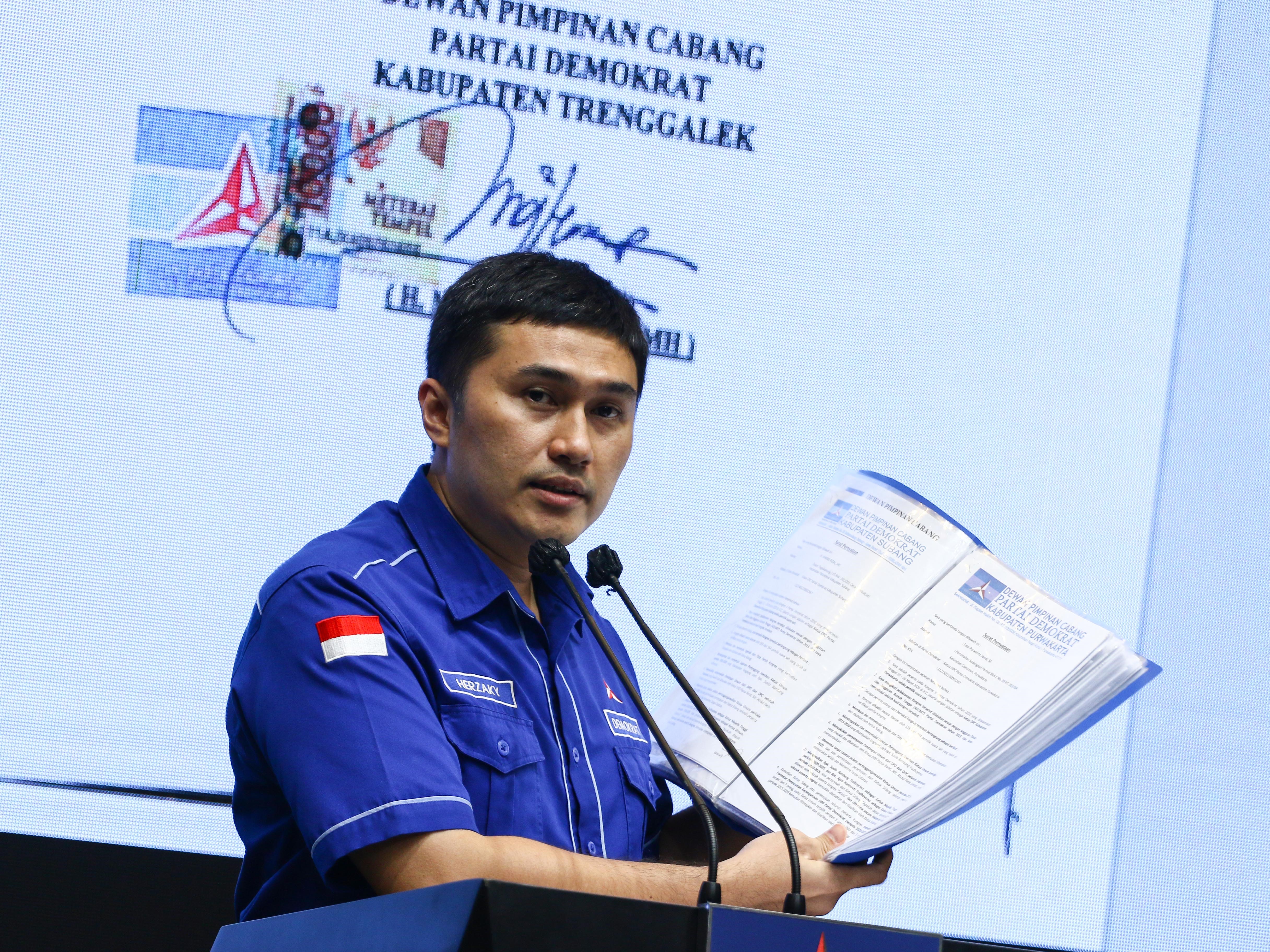 Herzaky Mahendra Putra.