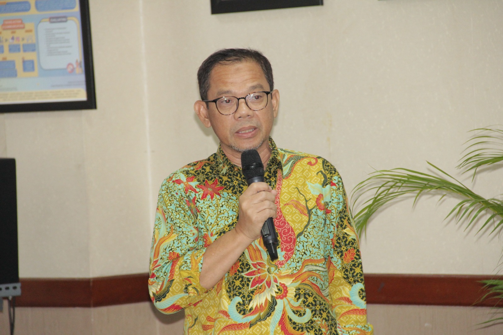 Dekan Fakultas Ilmu Komunikasi UMB, Dr. Ahmad Mulyana.