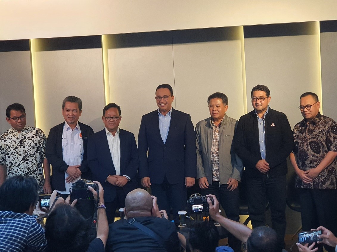 Anies Mendengar Ungkapan Kekhawatiran Masyarakat soal Jokowi Cawe-Cawe