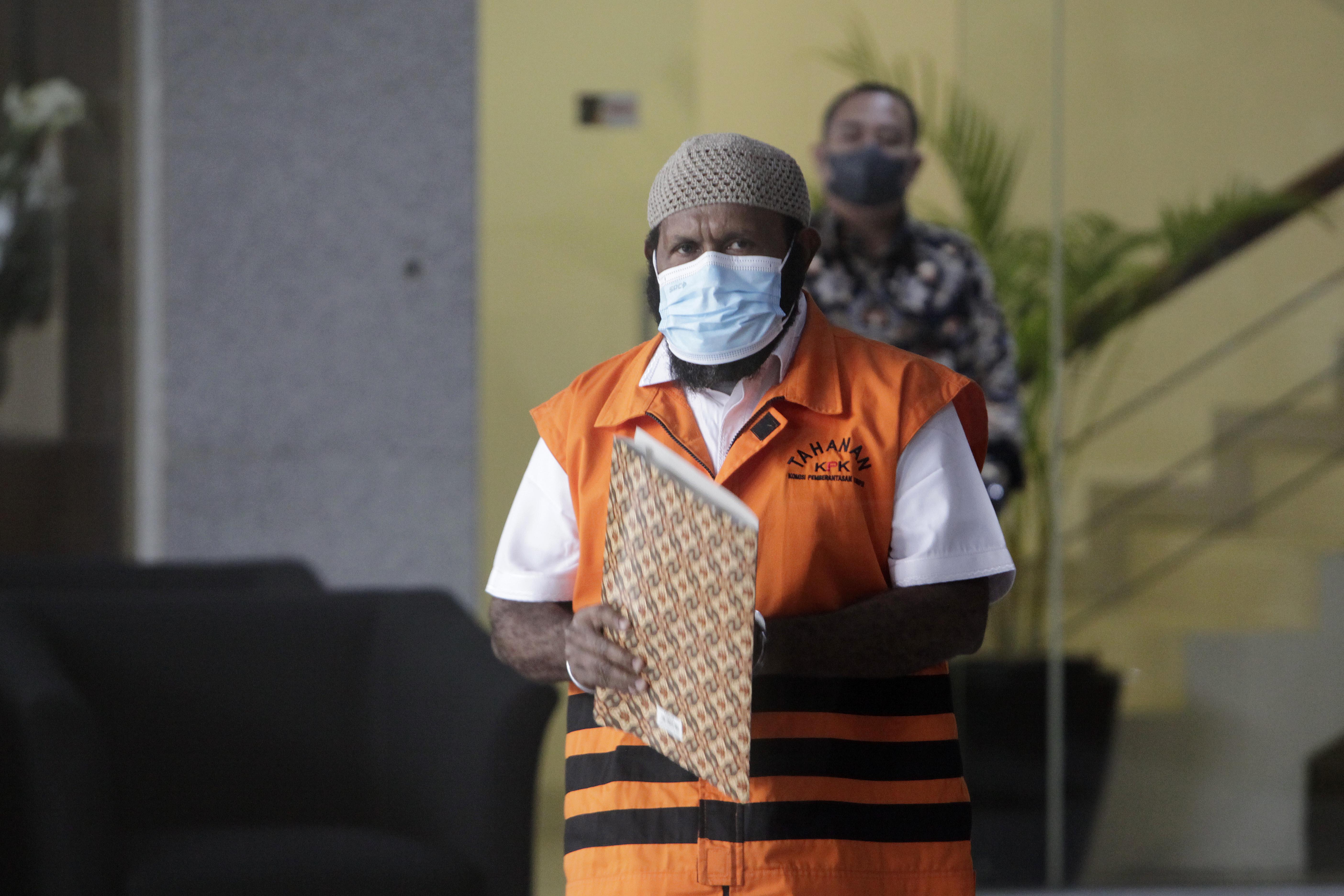 Bupati nonaktif Mamberamo Tengah Ricky Ham Pagawak.