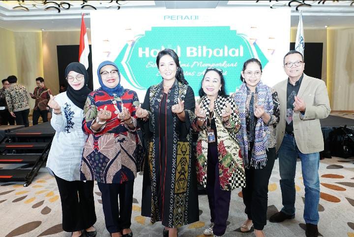 Halal bihalal Peradi SAI dengan advokat