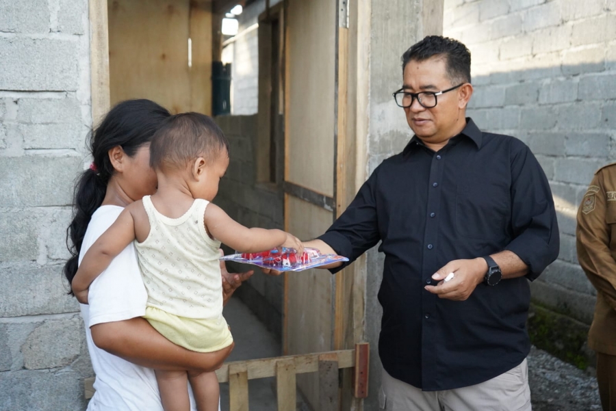 Pj Gubernur Sulbar Akmal Malik (kanan)