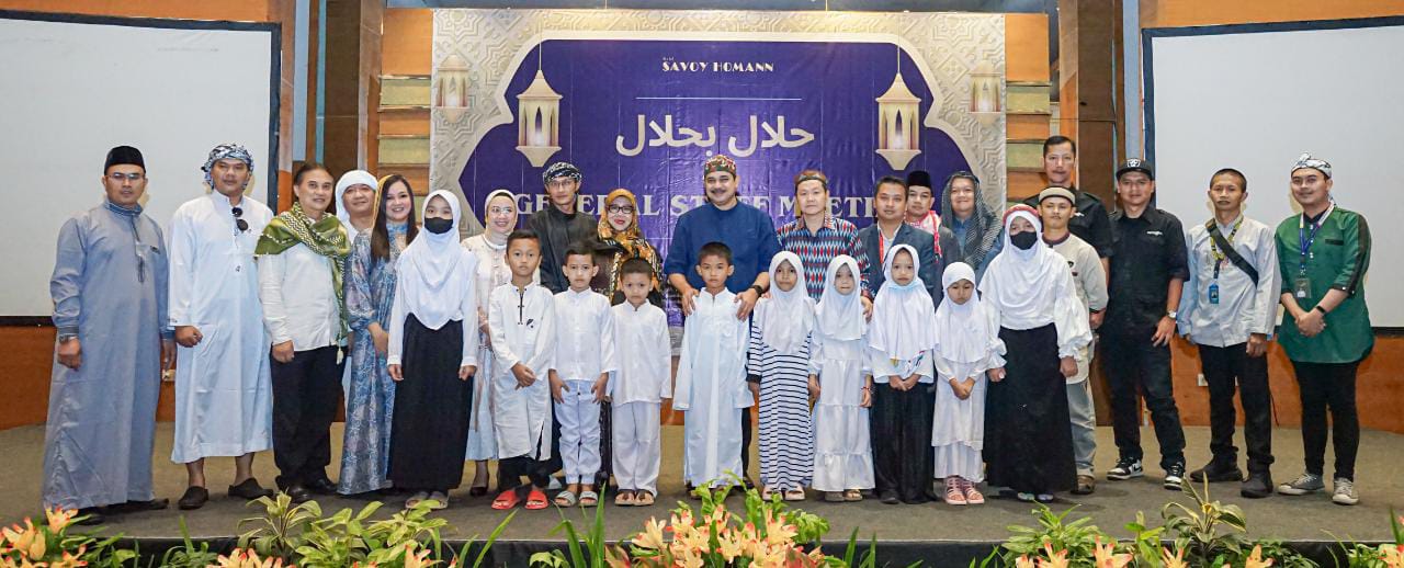 Savoy Homann Bandung Hotel menggelar halalbihalal bersama anak yatim. 