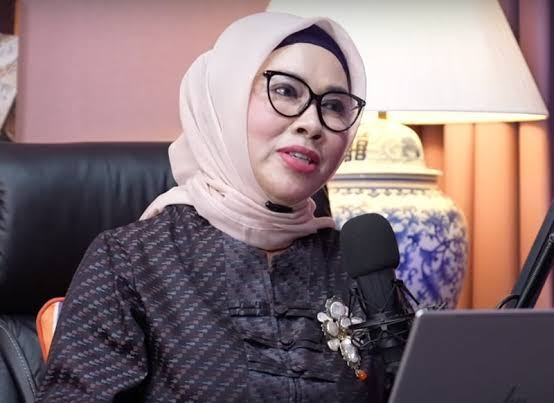 Aktivis perempuan dan Direktur Riset Women Research Institute (WRI) Edriana Noerdin.