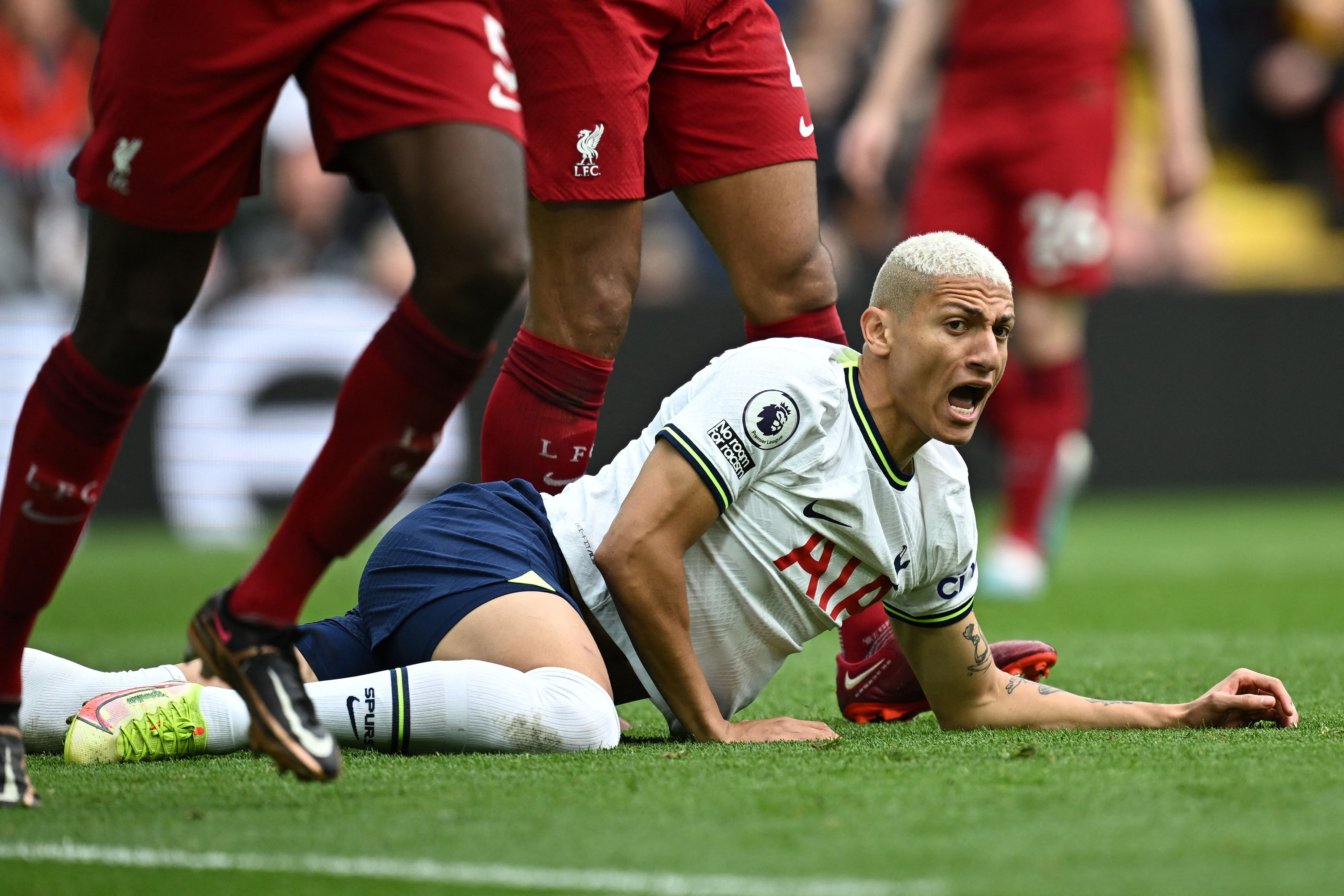 Penyerang Tottenham Hotspur Richarlison, salah satu transfer yang gagal musim ini.
