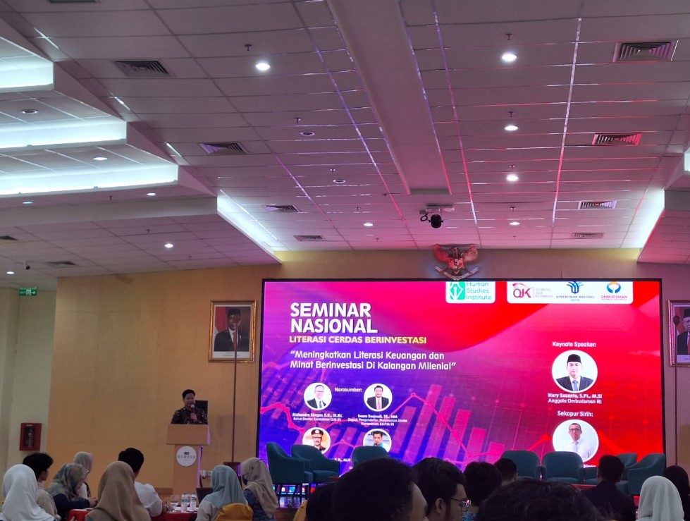 Seminar Nasional bertajuk Literasi Cerdas Berinvestasi 