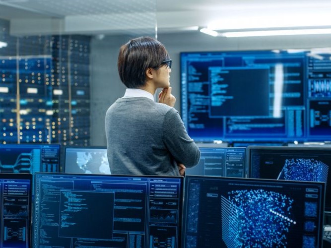 Pandangan menarik tentang pentingnya alat-alat otomasi dalam meningkatkan produktivitas dan meraih keunggulan kompetitif.