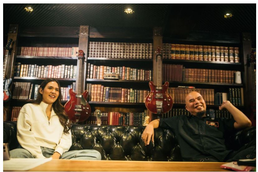 Penyanyi Raisa dan Musikus Ahmad Dhani