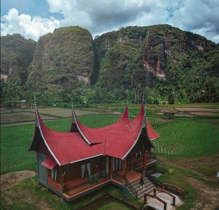 Travel Blogger Miya Sriwinarti