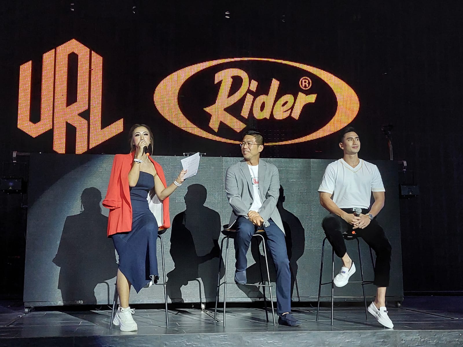 Konferensi pers yang dilaksanakan Rider Underwear menghadirkan CEO Rider Group Hanan Supangkat dan aktor Verrel Bramasta di Jakarta.