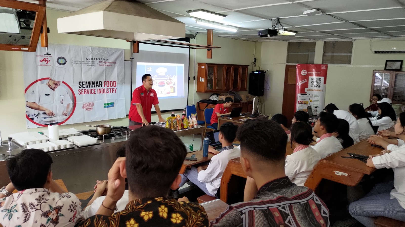 PT Ajinomoto Indonesia menyelenggarakan seminar dengan tema 
