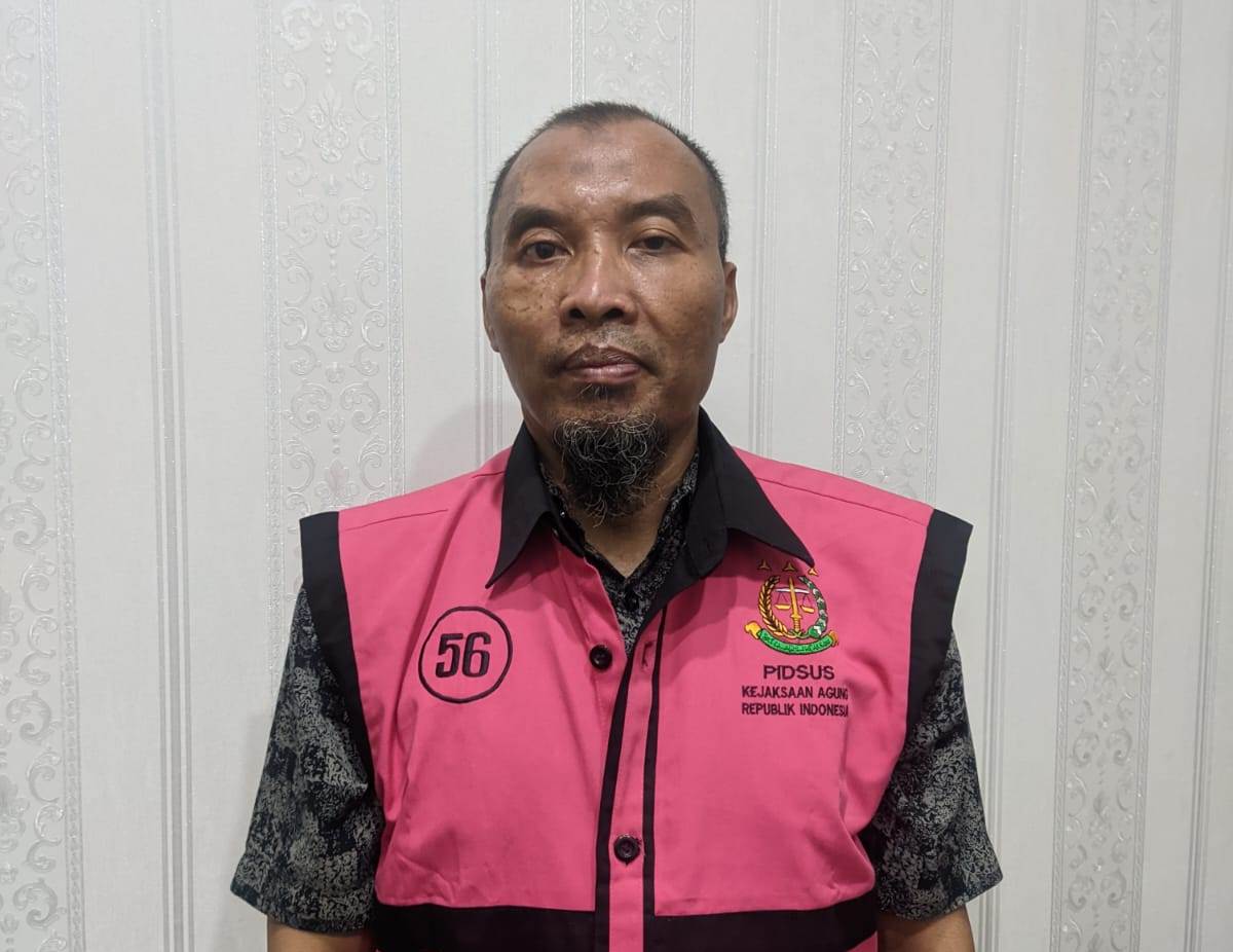 Tersangka BR yang menjabat Direktur Utama PT GTS periode 2014 sampai dengan September 2017.