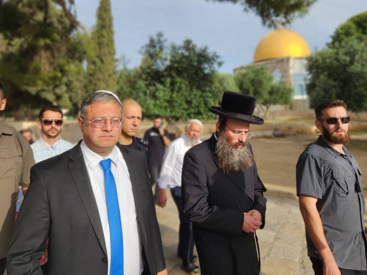 Menteri Keamanan Nasional Israel Itamar Ben-Gvir mengunjungi kompleks masjid Al-Aqsa