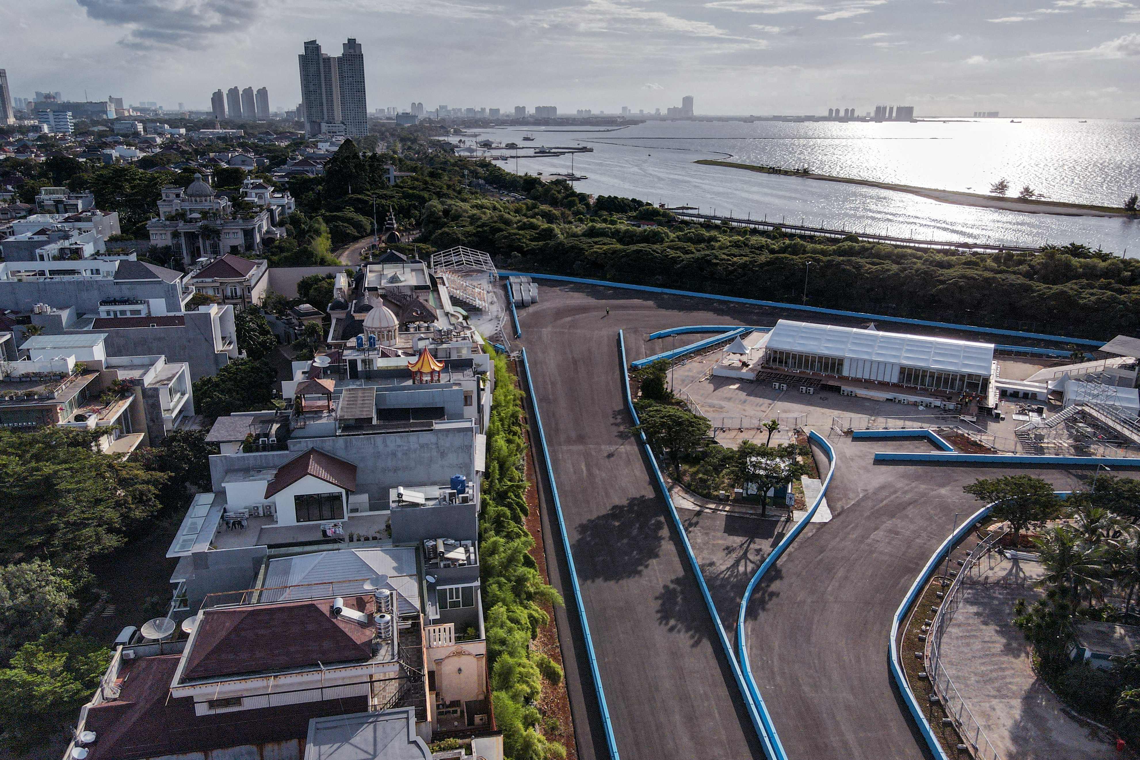 Pelapisan Aspal Trek Formula E Selesai Pekan Ini