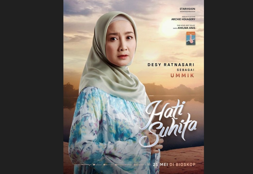 Poster film Hati Suhita yang menampilkan Desy Ratnasari