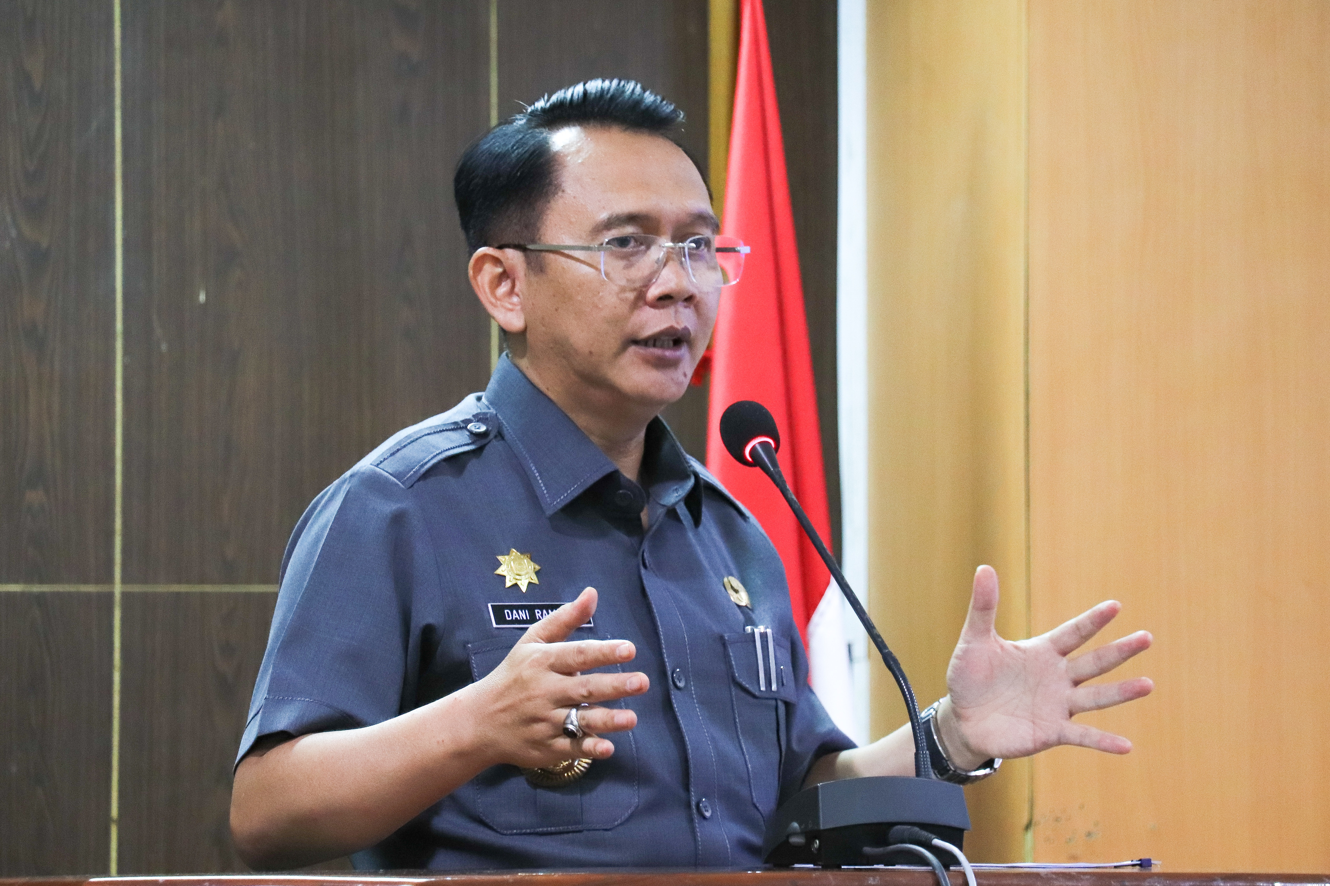 Dewan Tolak Dani Ramdan Kembali Jabat Pj Bupati Bekasi