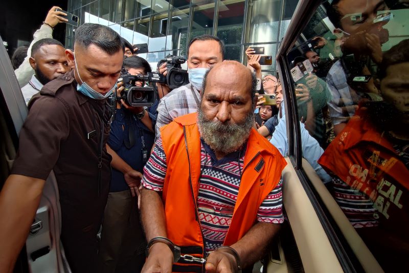 Gubernur nonaktif Papua Lukas Enembe