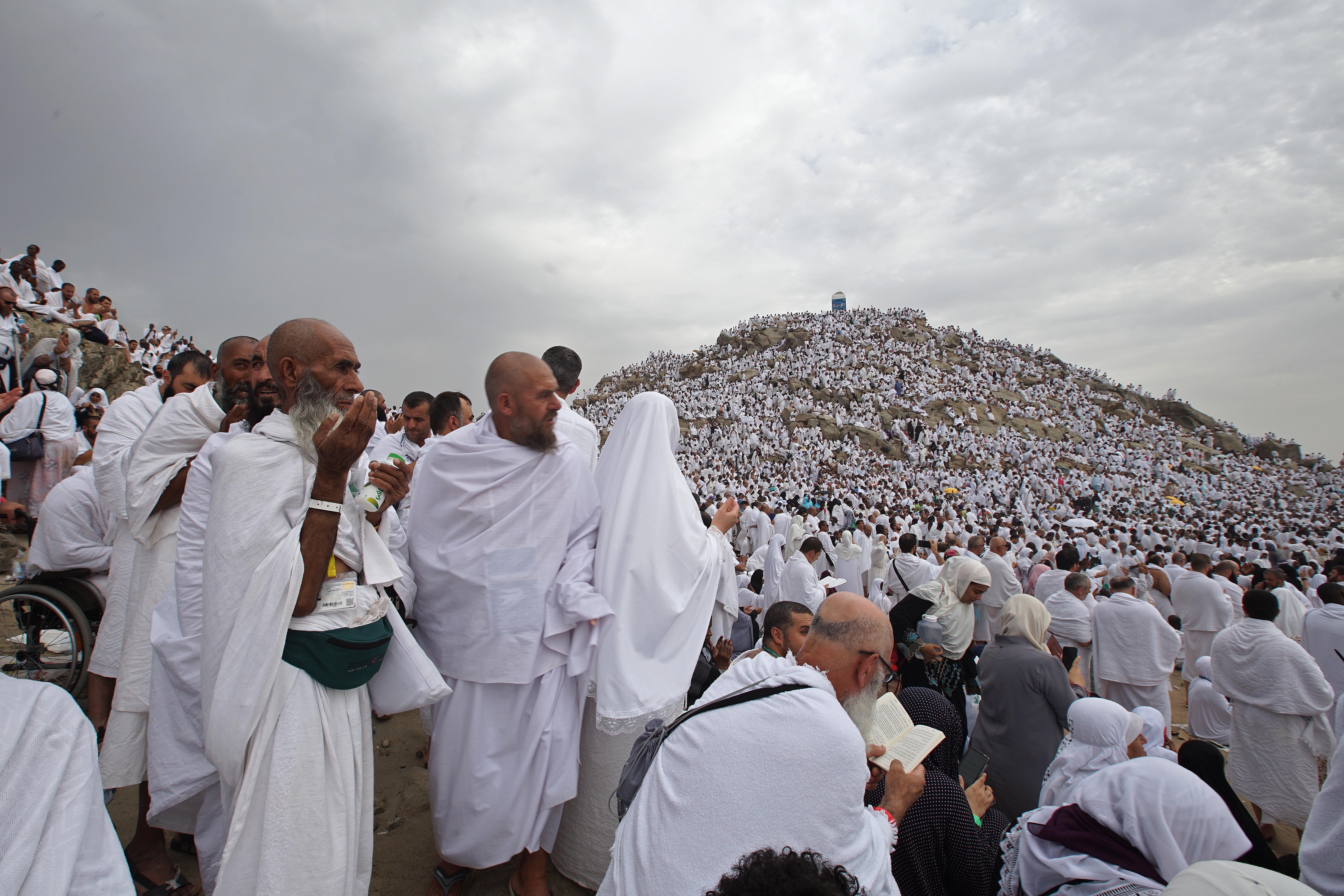 Wukuf di Arafah bagian dari Rukun Haji.