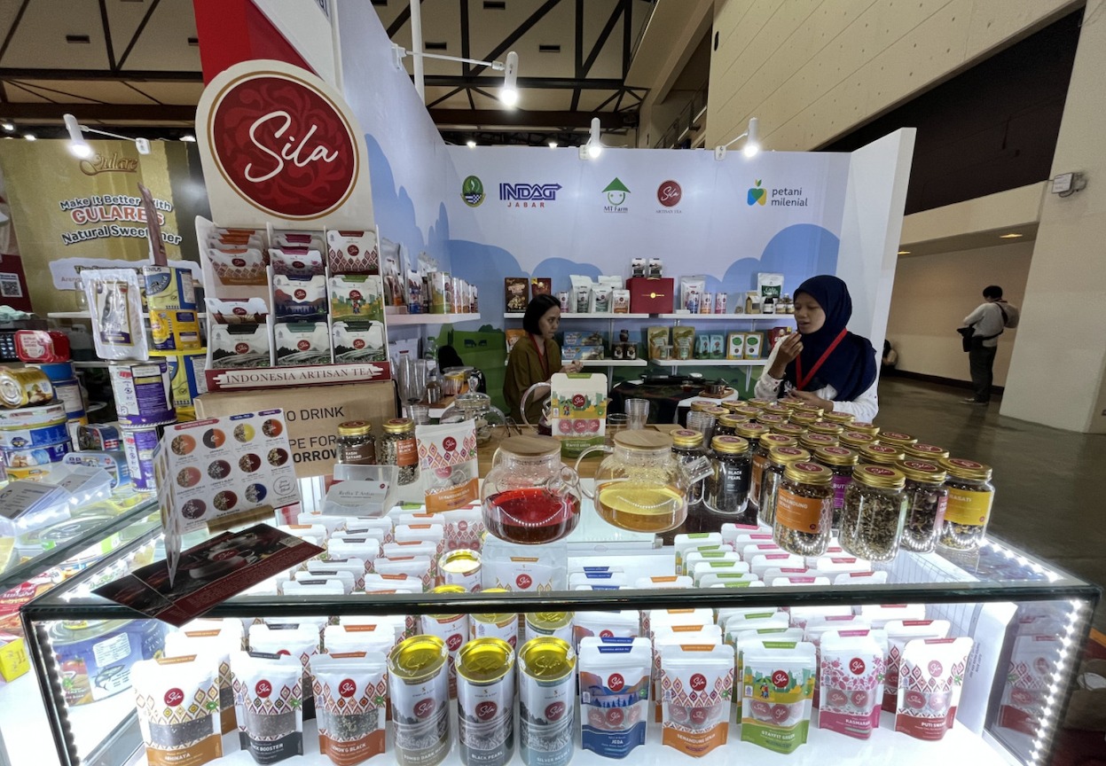 Produk-produk petani milenial Jawa Barat saat diikutkan dalam pameran di sejumlah negara. 