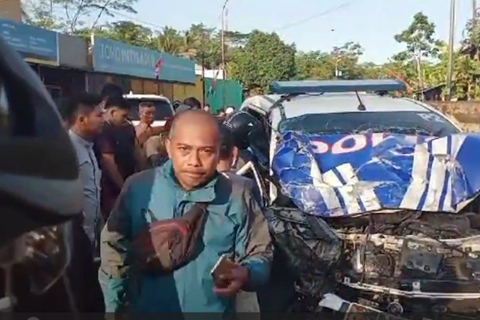 Kecelakaan beruntun mobil Wakil Bupati Pangandaran.