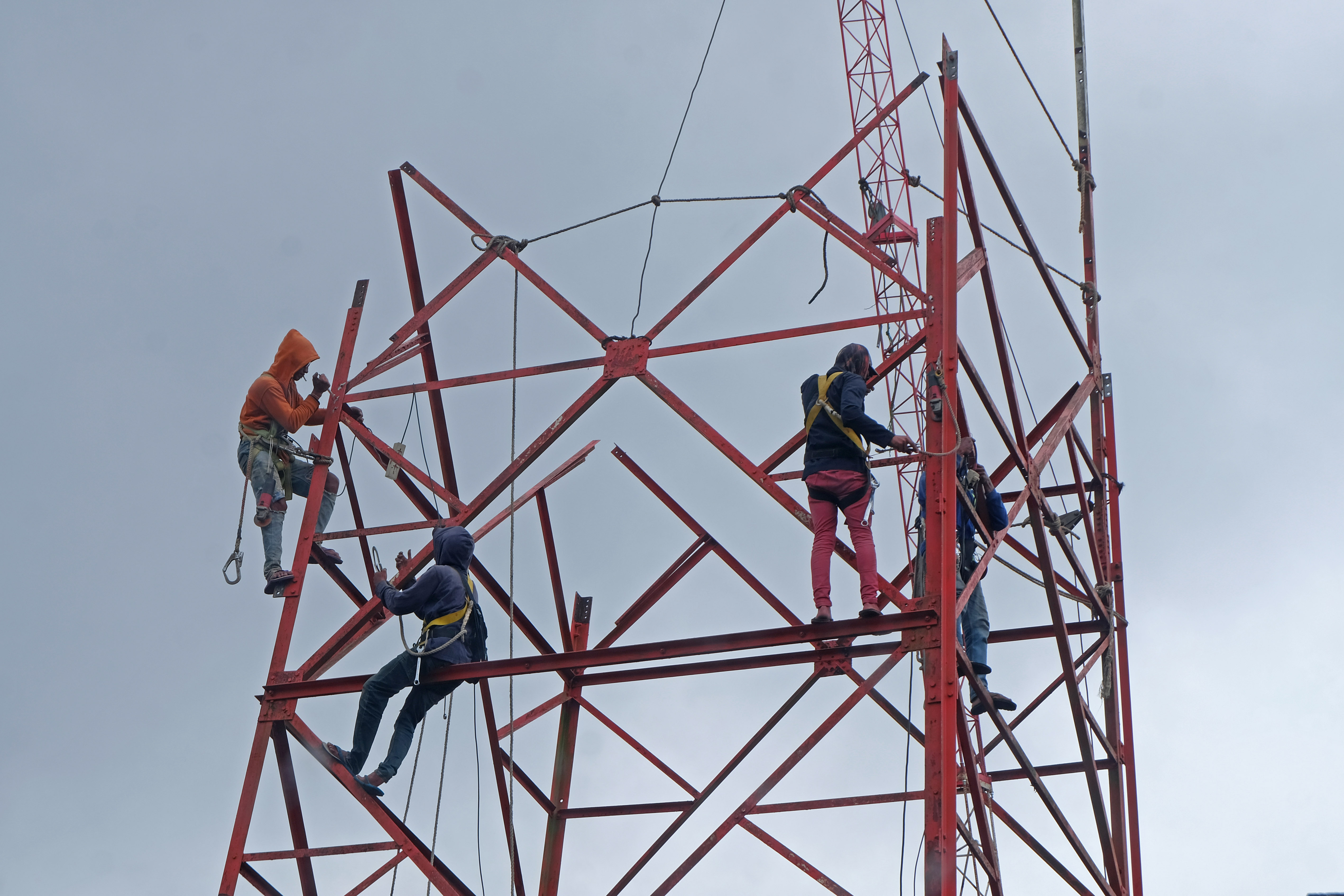 Kepolisian Terus Berupaya Bebasakan 4 Pekerja Tower yang di Sandera KKB