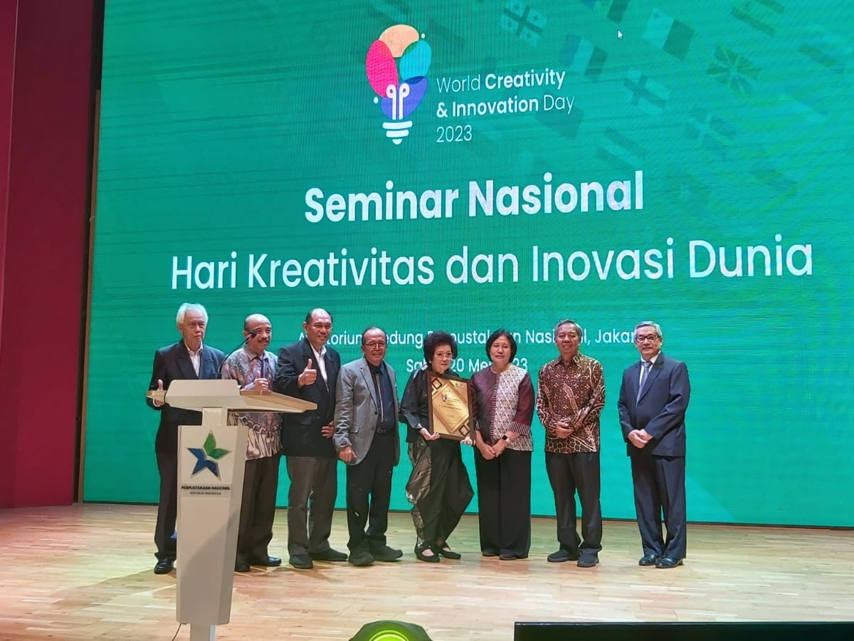 Hari Kreativitas dan Inovasi Sedunia mengingatkan pentingnya kreativitas dan inovasi dalam semua aspek pembangunan manusia.