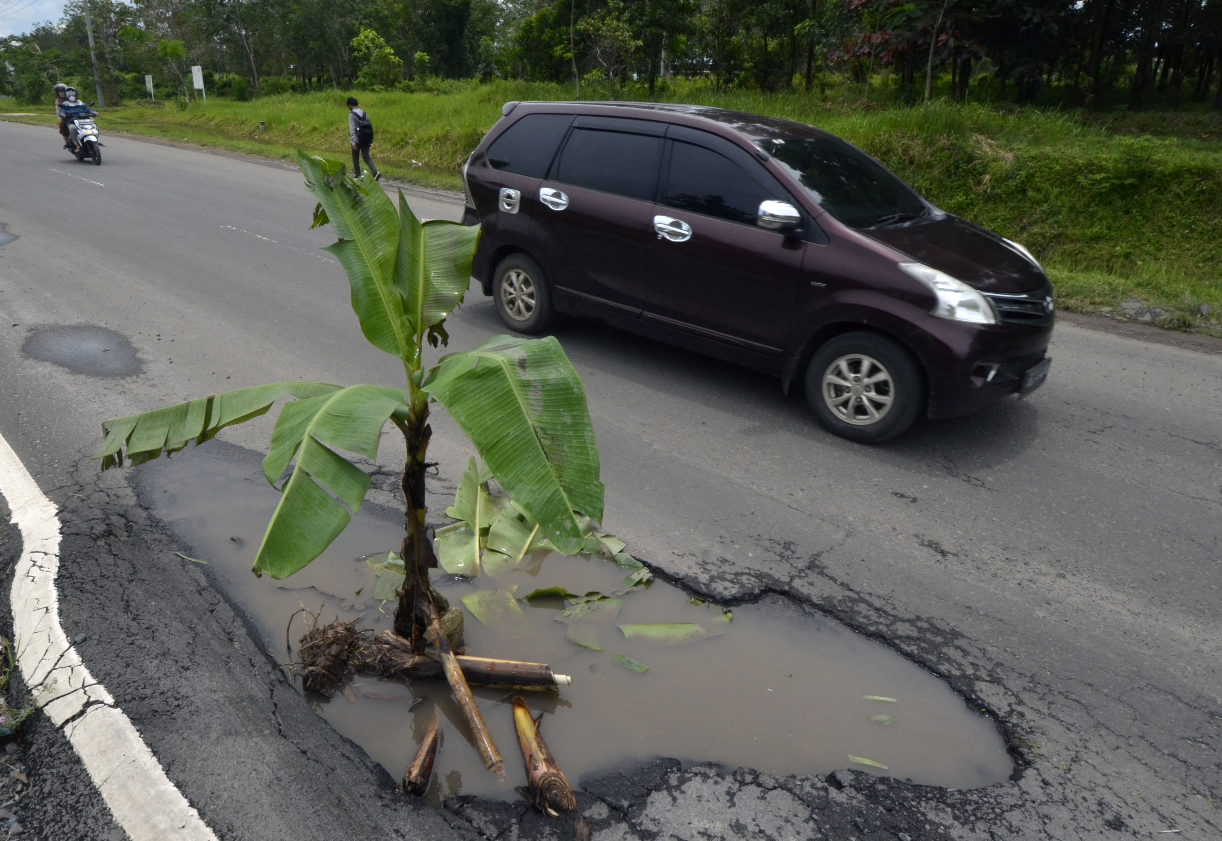Besok, Jokowi akan Cek Jalan Rusak di Lampung