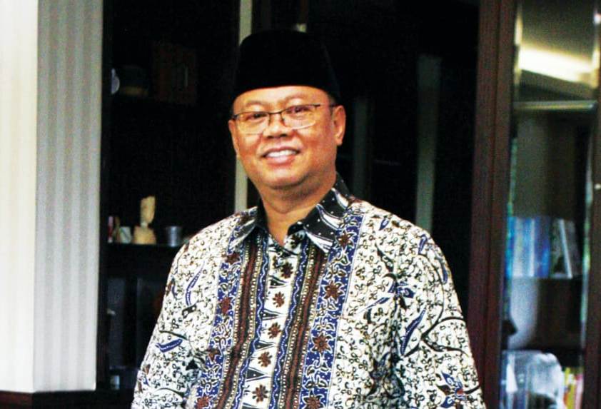 Rektor Universitas Terbuka (UT) Prof. Ojat Darojat, M.Bus., Ph.D.