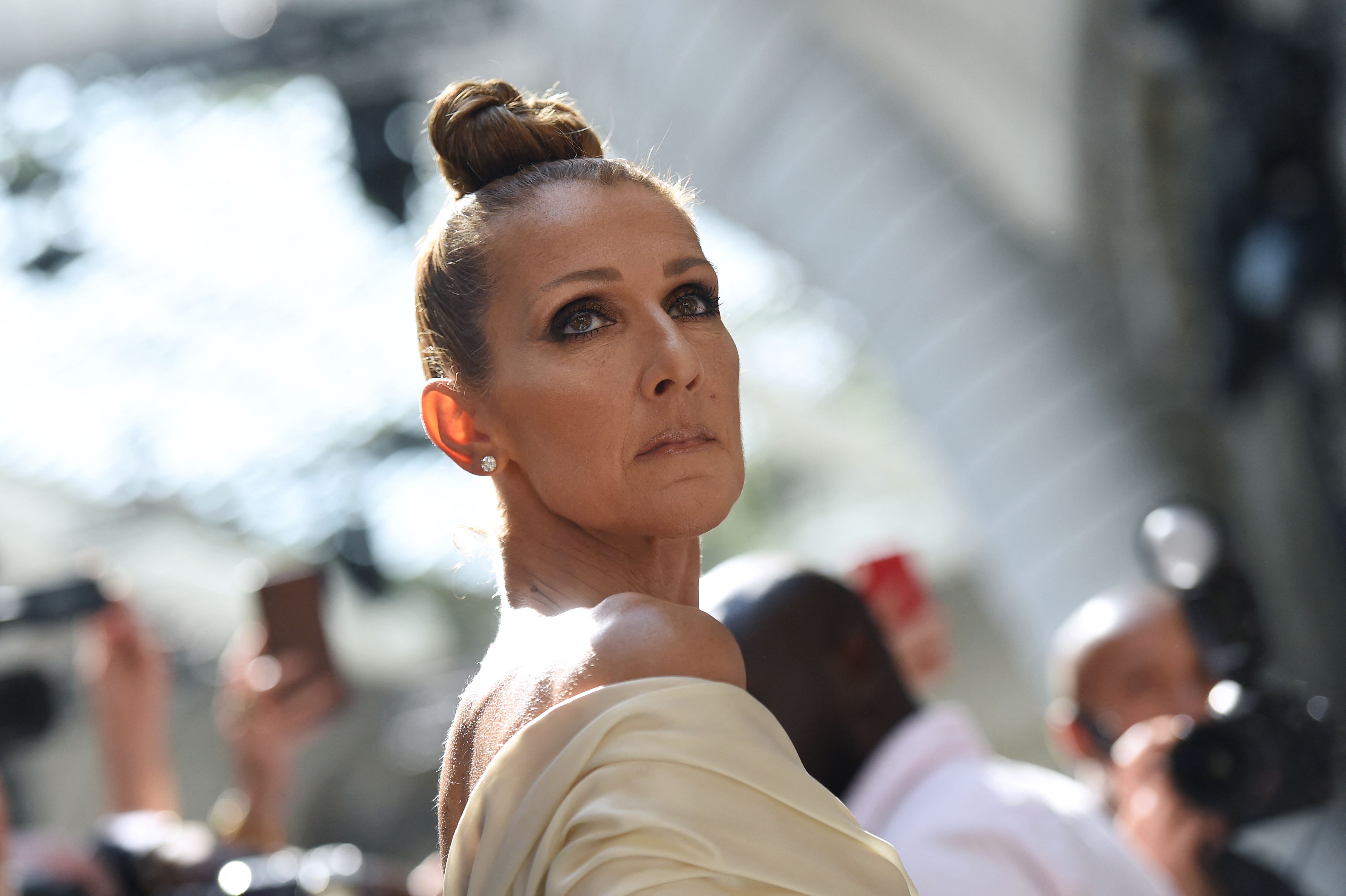 Gara-Gara Penyakit Langka, Celine Dion Batalkan Tur Dunia
