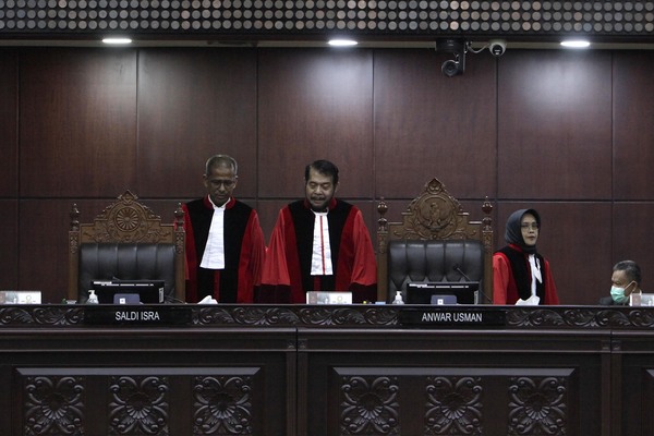 Mahkamah Konstitusi.