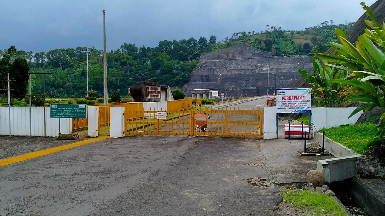 Waduk Saguling di Kabupaten Bandung, Jawa Barat