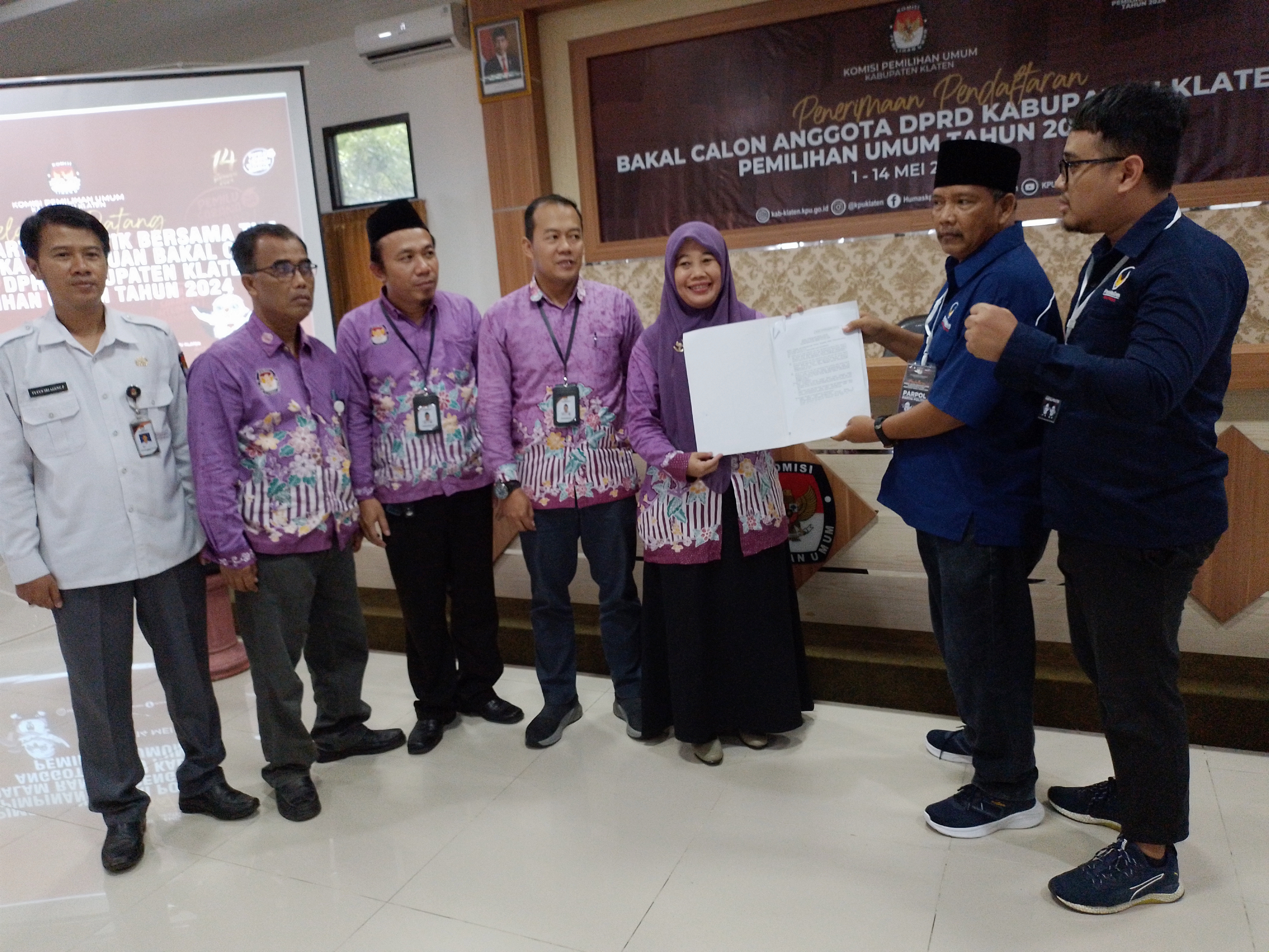  Komisioner KPU Klaten Nyatakan Berkas Bacaleg Partai NasDem Lengkap