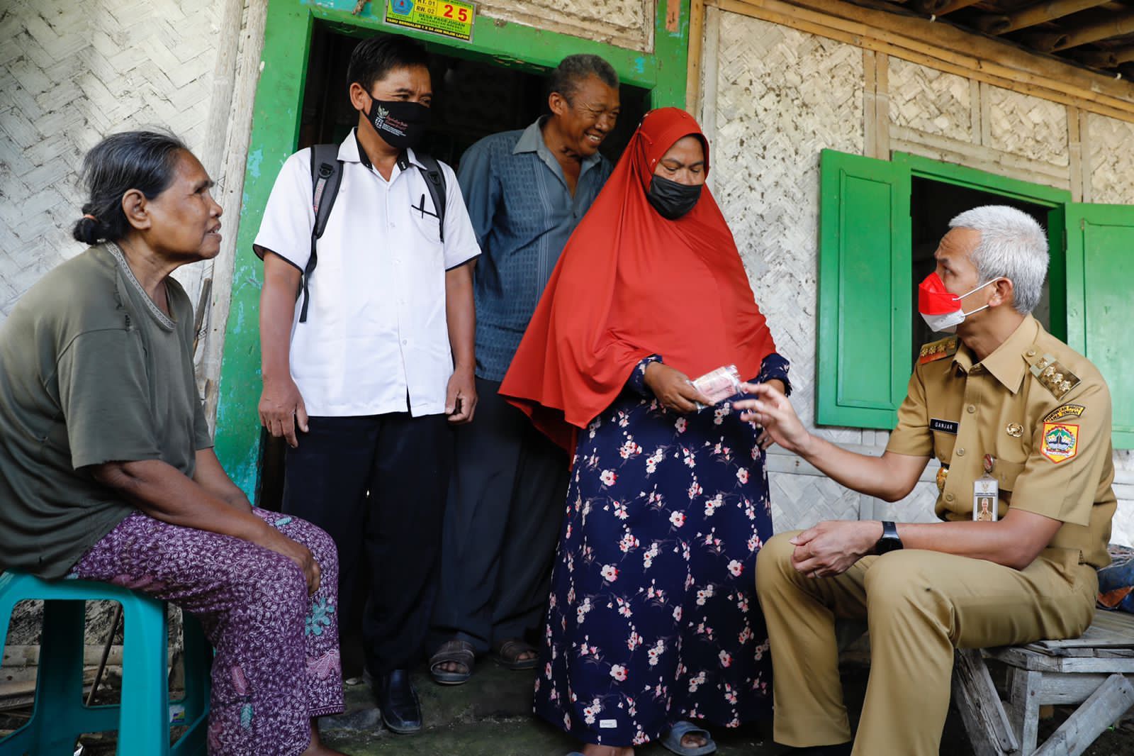 Angka Pengangguran dan Kemiskinan Jawa Tengah Turun Dibawah Kepemimpinan Ganjar