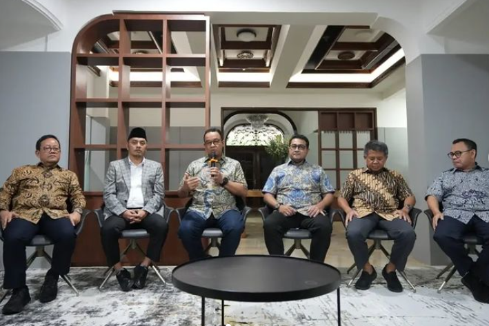 Anies Baswedan bersama perwakilan partai politik di Koalisi Perubahan untuk Persatuan.