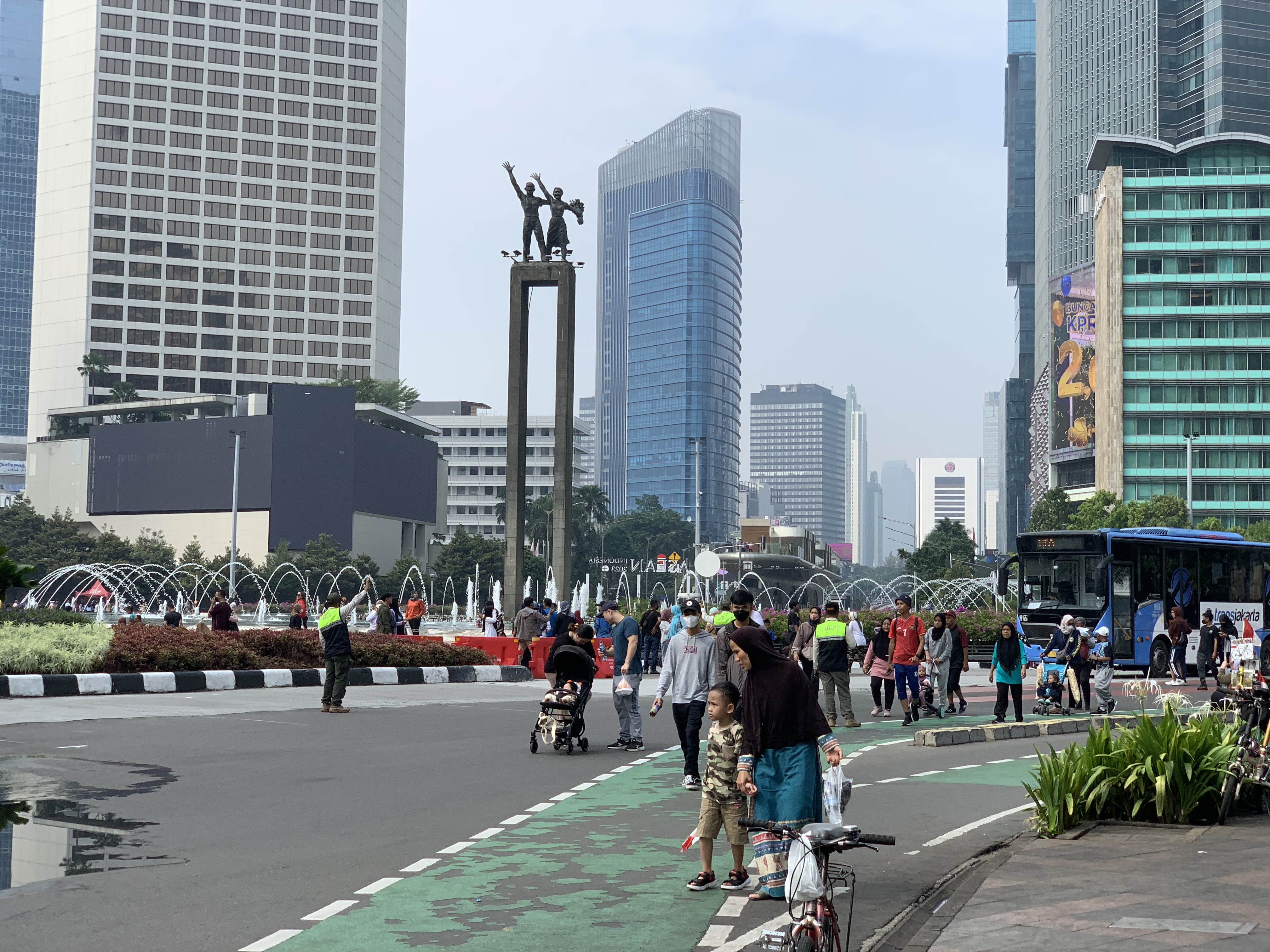Warga bahagia lepas rindu CFD di Ibu Kota